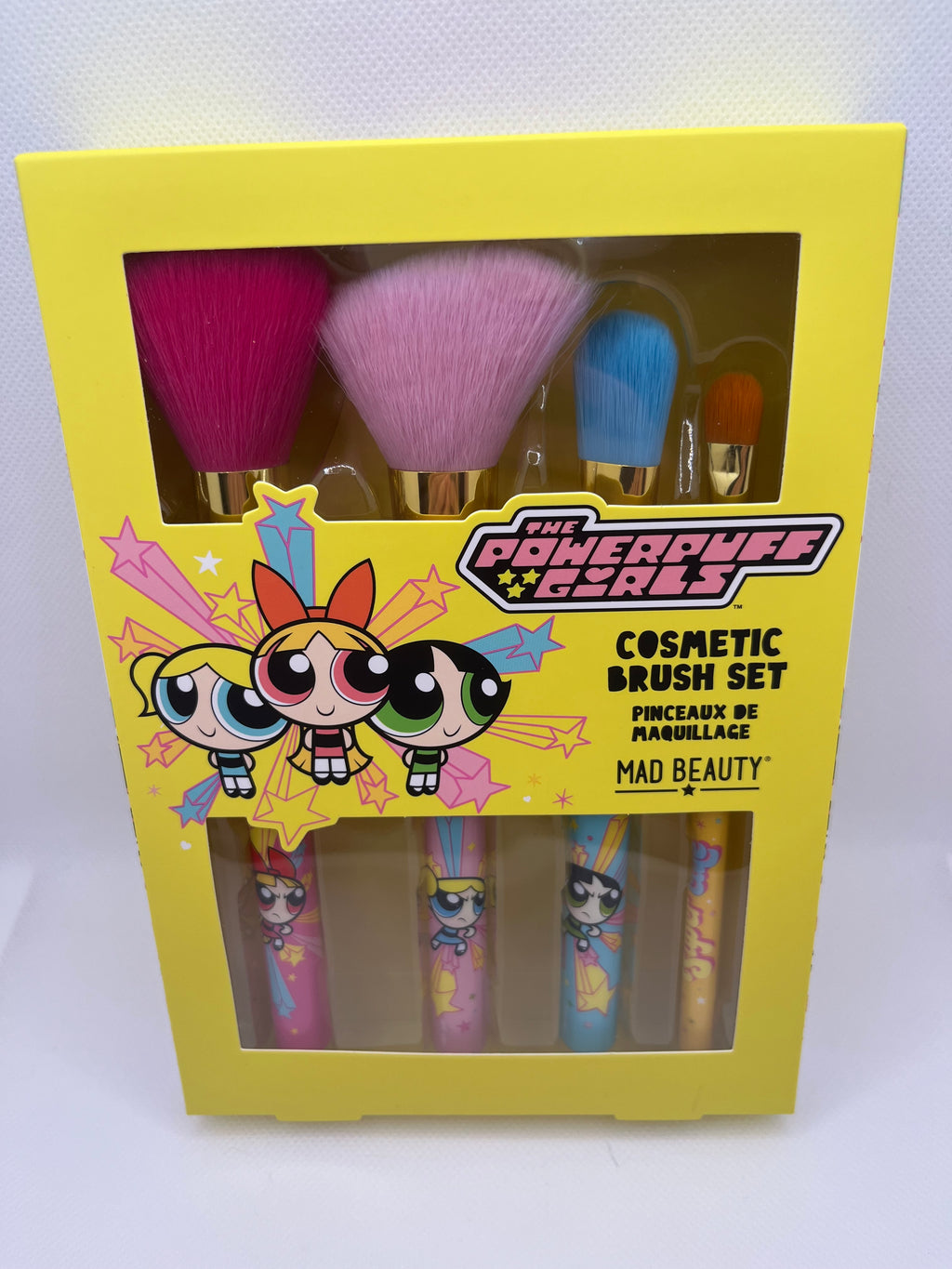 Powerpuff girls makeup brush set in a yellow box on a white background